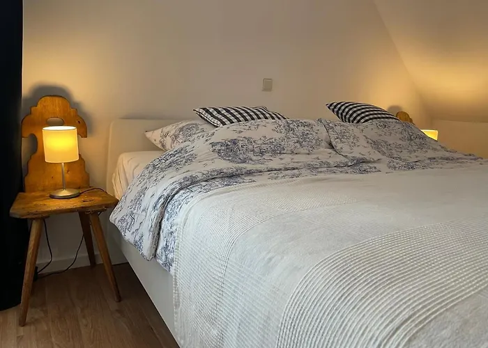 Rittergut Hirschbach - Verwalterhaus *